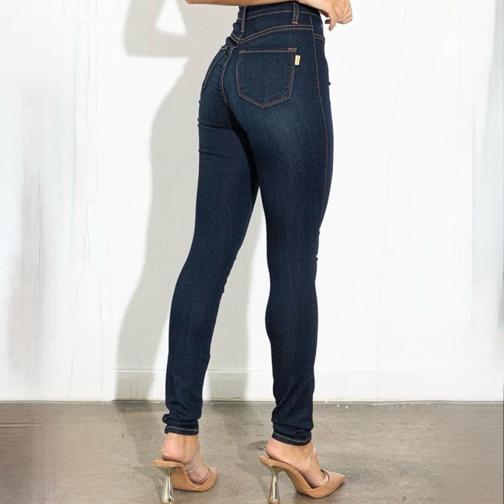 Vibrant high waisted skinny jeans size 3 (25)